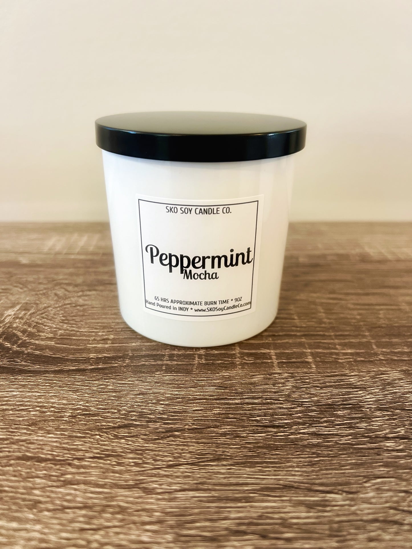 Peppermint Mocha 10oz Sleek Glass Tumbler w/Black Lid